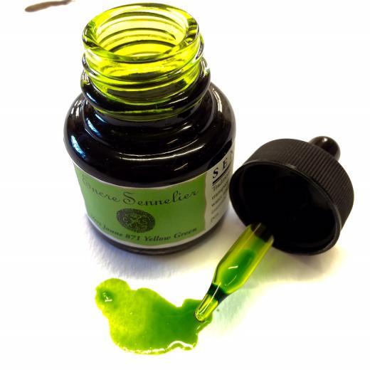 Yellowish Green Sennelier Encre Drawing Ink 30ml – FITZROY STRETCHES